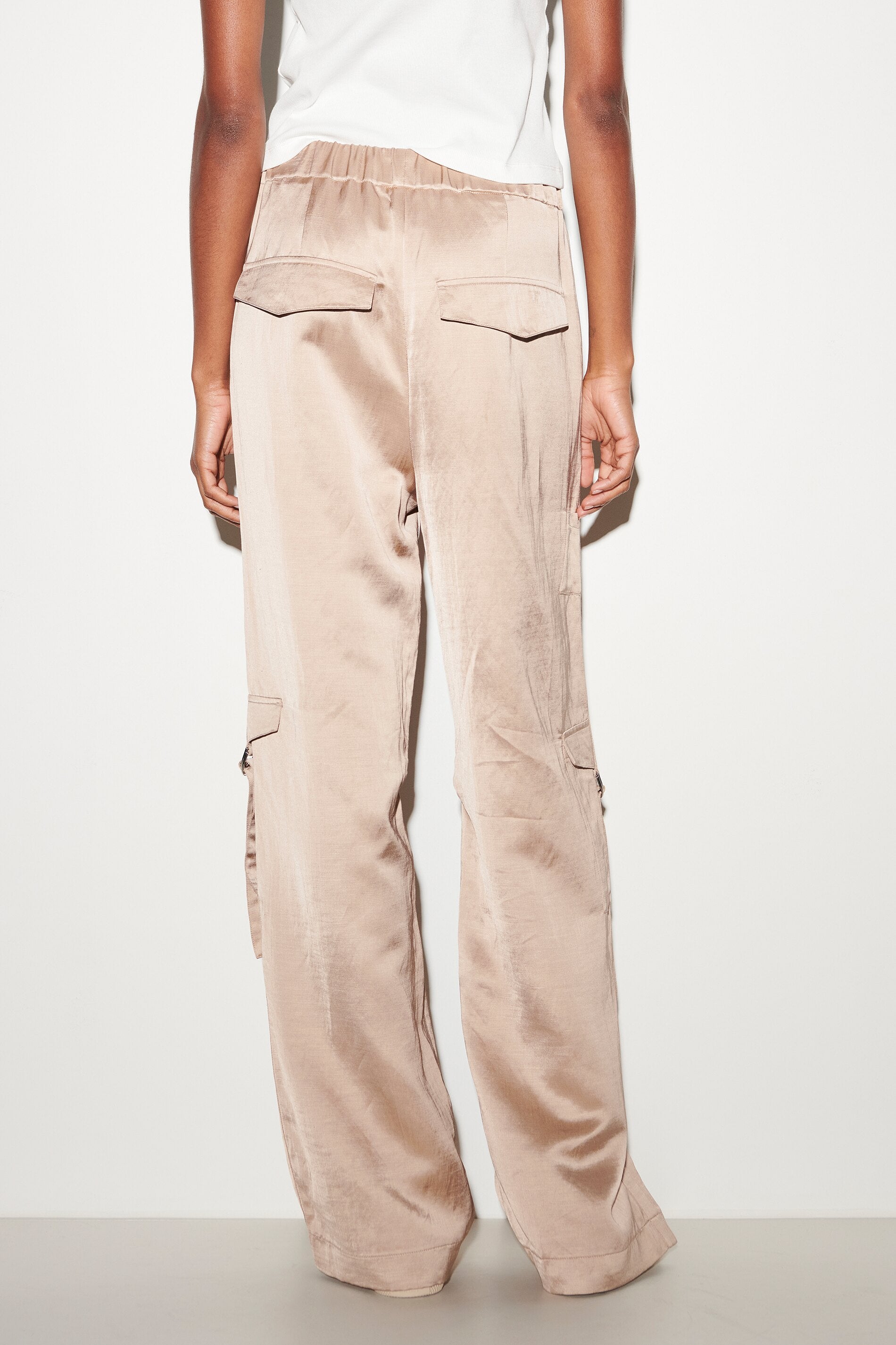 Wideleg-Pants aus Leinen-Mix - cashew - Standard | Model Rück