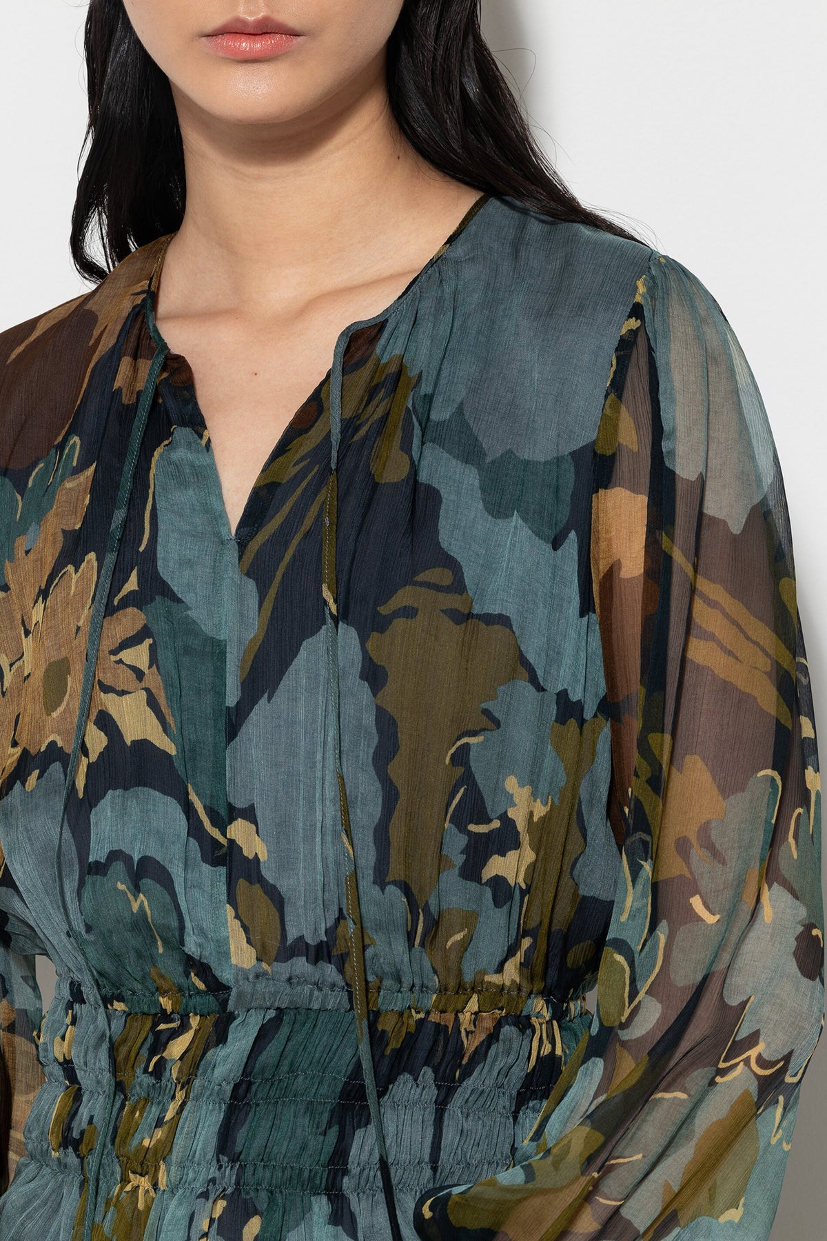 Kleid mit Flower-Print - multi - Standard | Model Detail