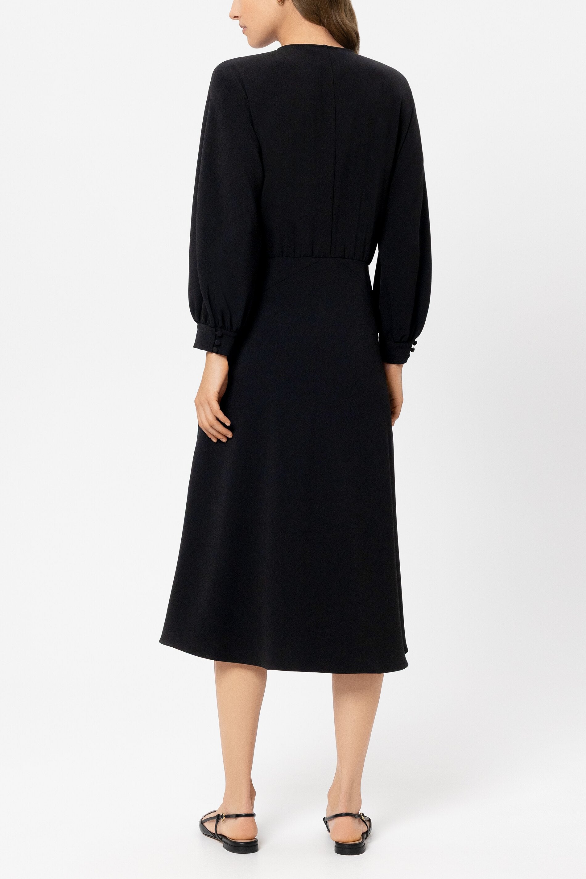 Midikleid mit Kimono-Ärmel - black - Standard | Model Rück