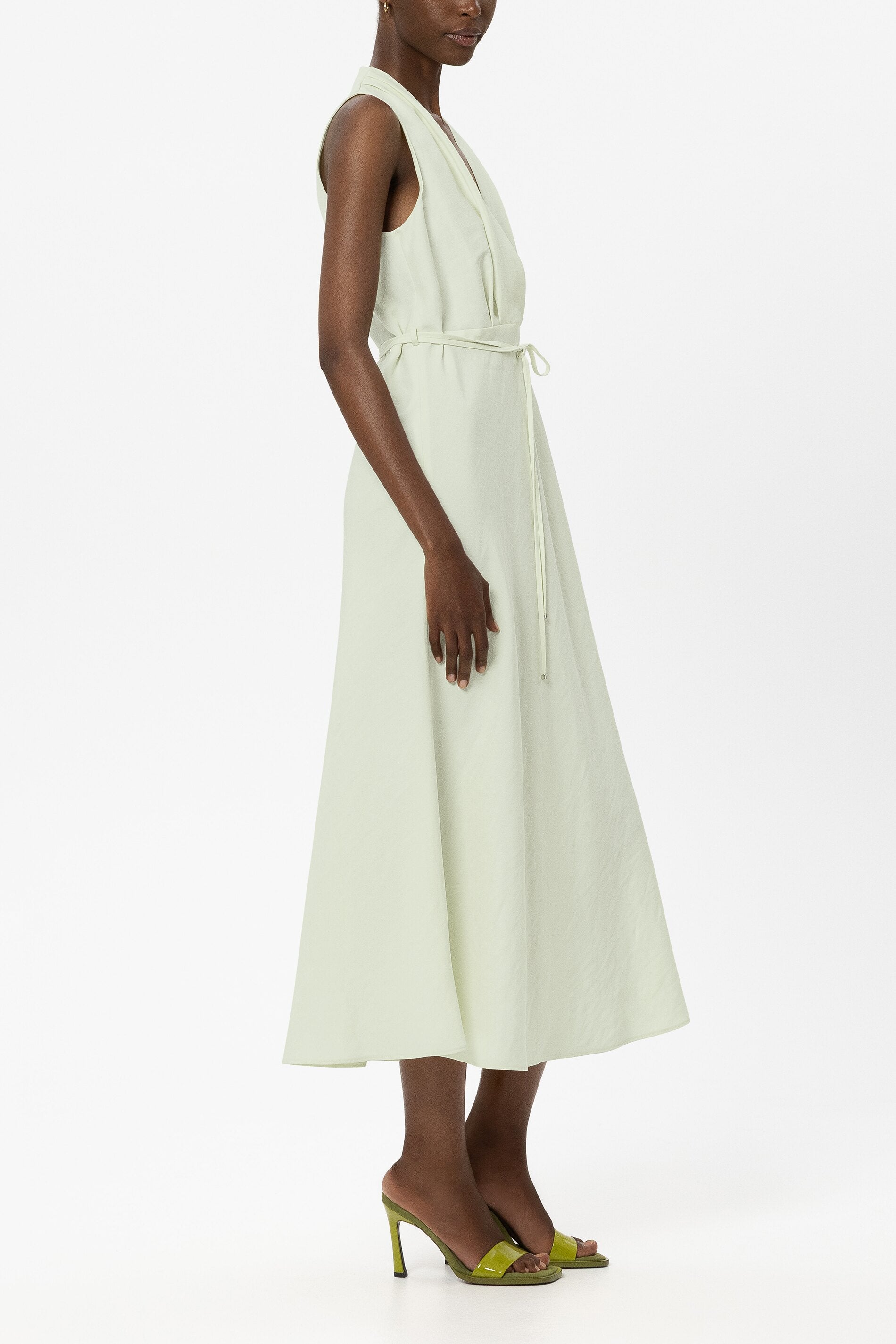 Midikleid aus Leinen-Mix - pistachio - Standard | Model Seite