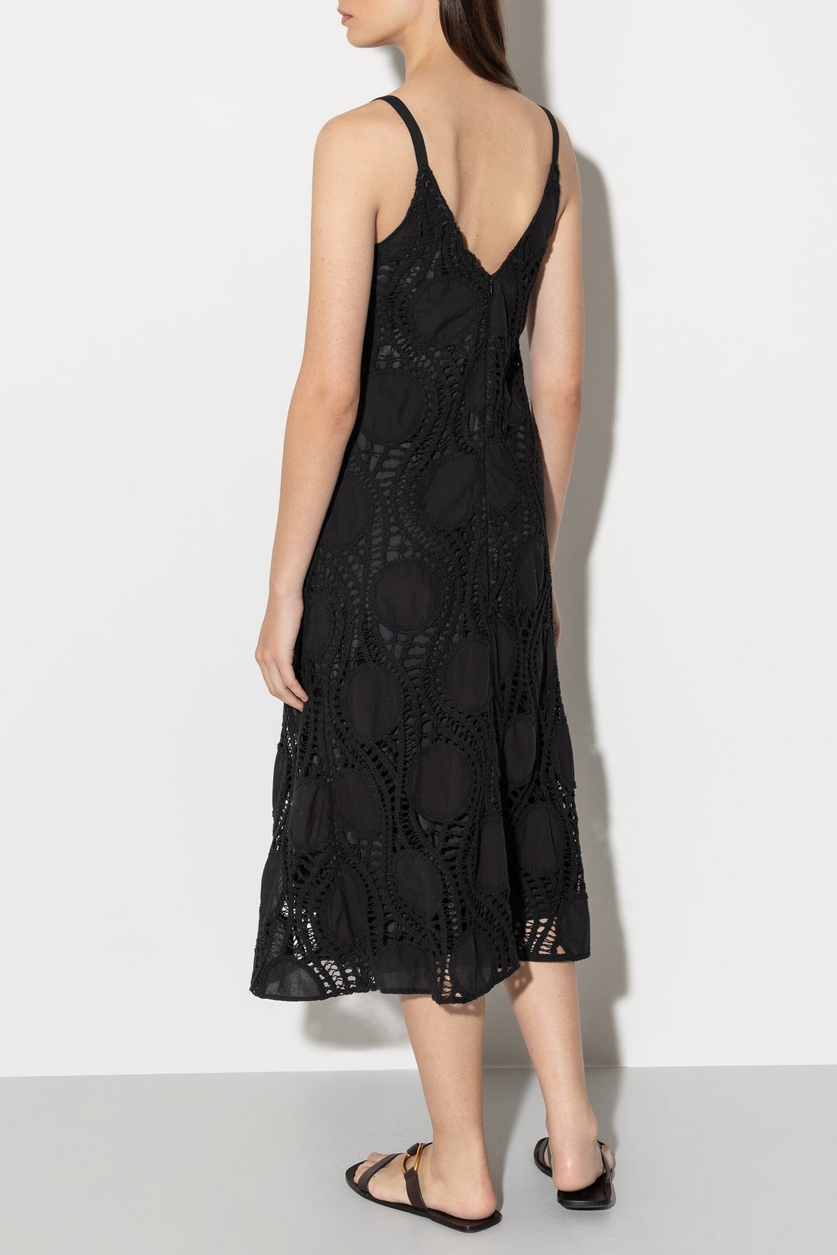 Slipdress in Crochet-Optik - deep black - Standard | Model Rück