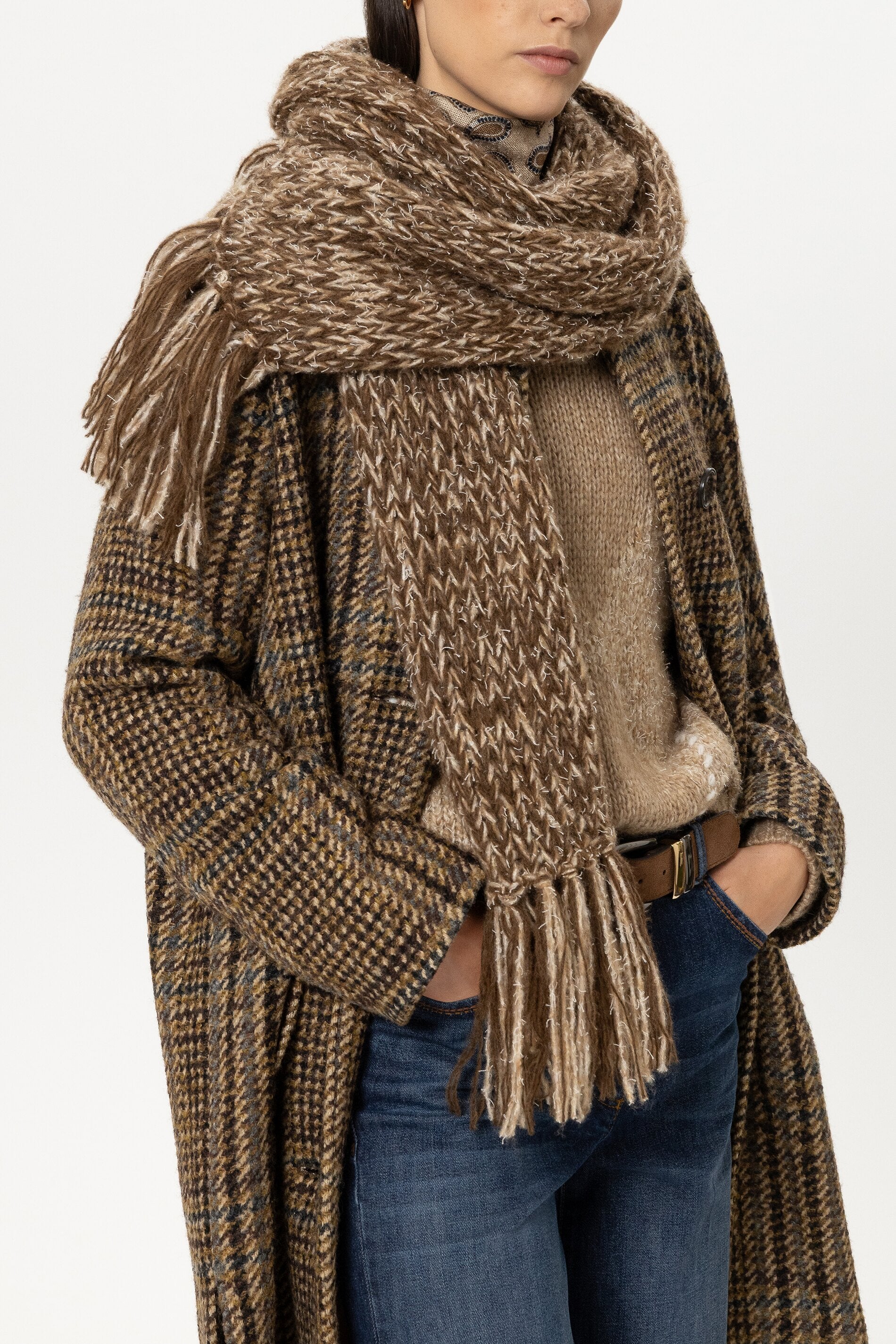 Schal mit Mouliné-Struktur - caramel - Standard | Model Front